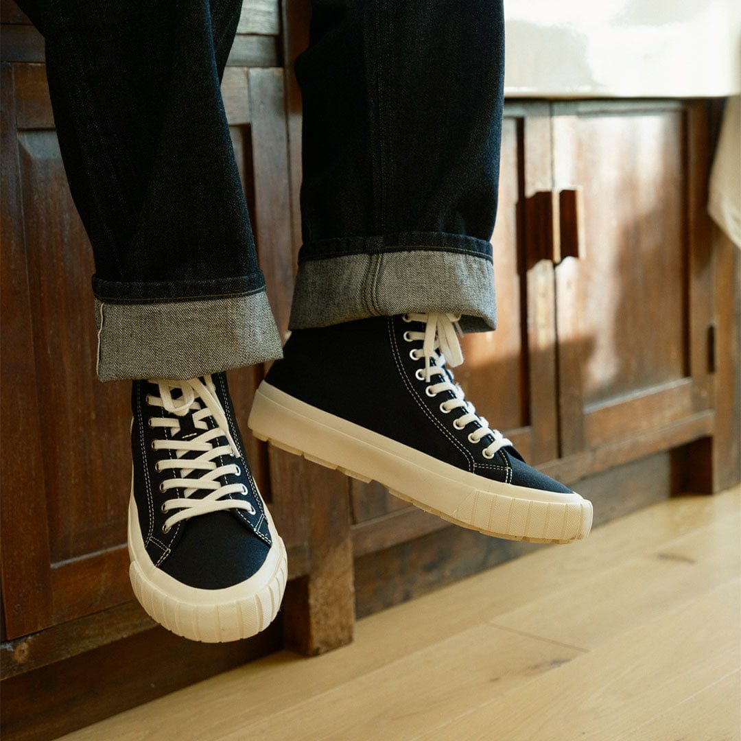 Mens - La Brea Lug - Black - Image 6