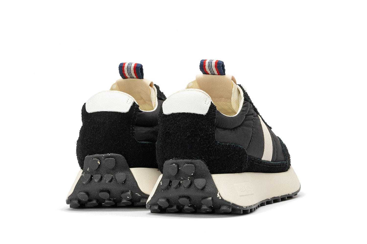 Womens - Acorn Trainer - Black - Image 3