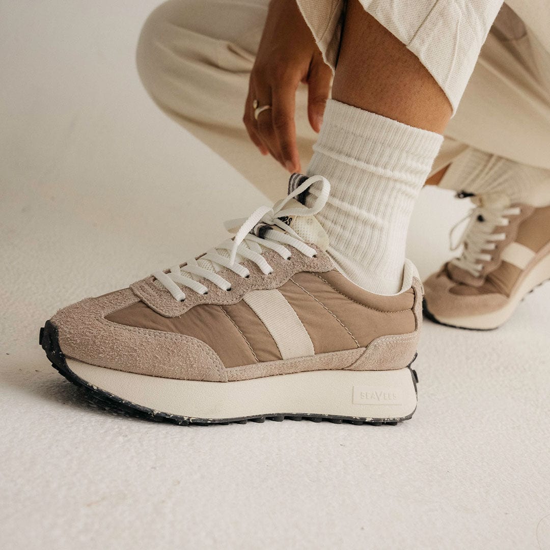 Womens - Acorn Trainer - Latte - Image 9