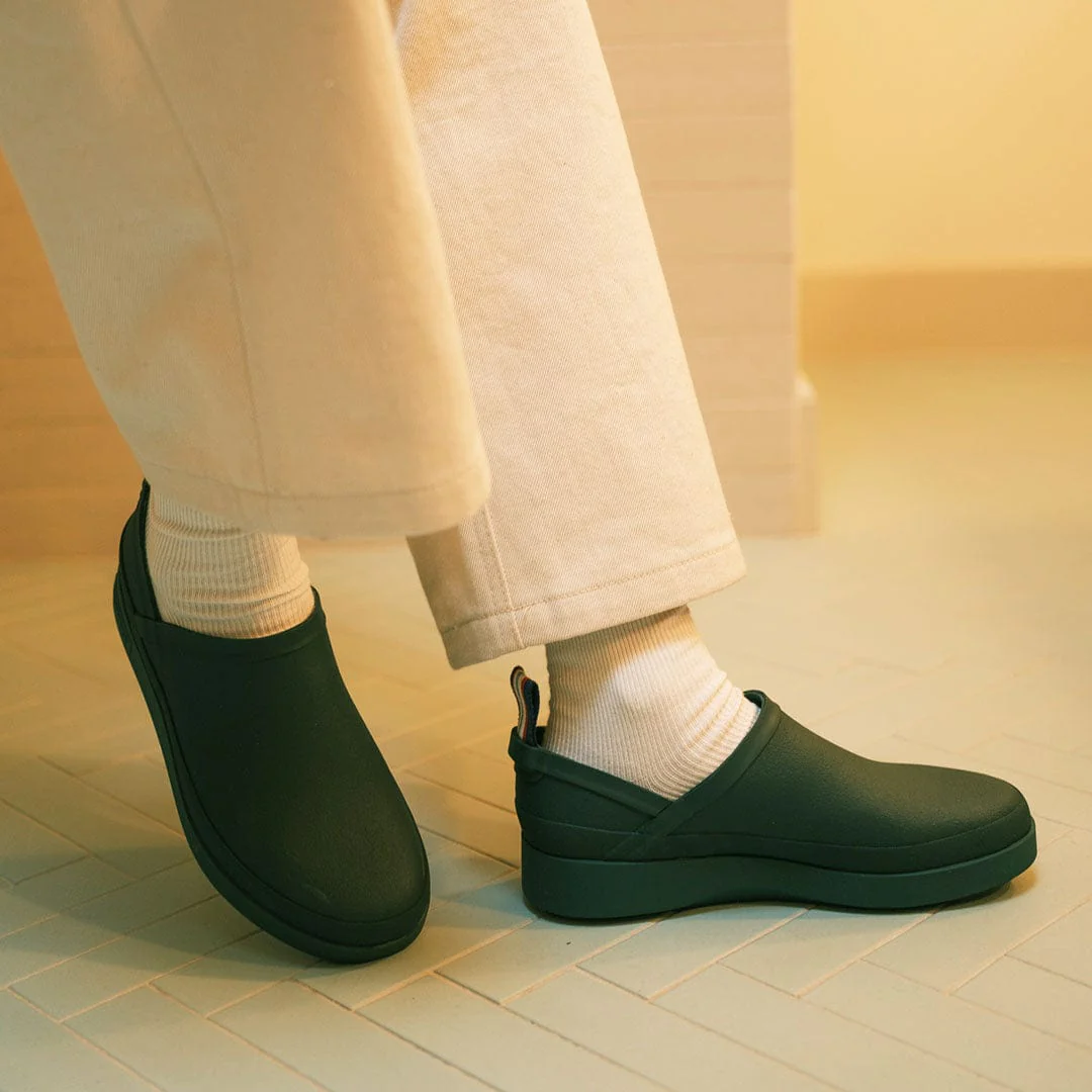 Womens - Calistoga Clog - Hunter Green - Image 5