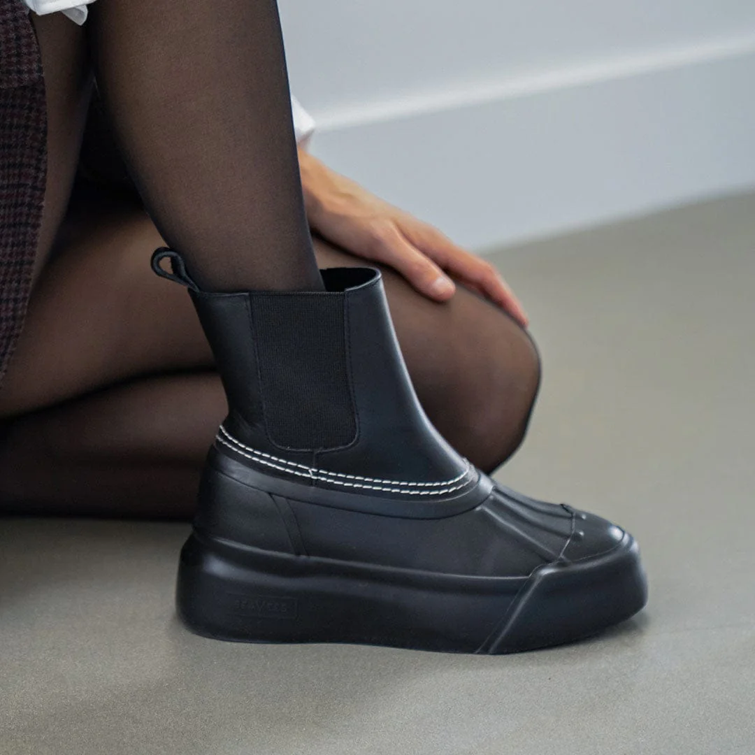 Womens - Chalet Chelsea Boot - Black - Image 8